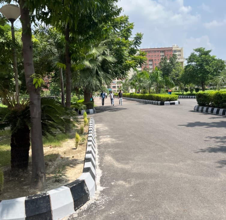 Amity University Greater Noida Campus photo 1